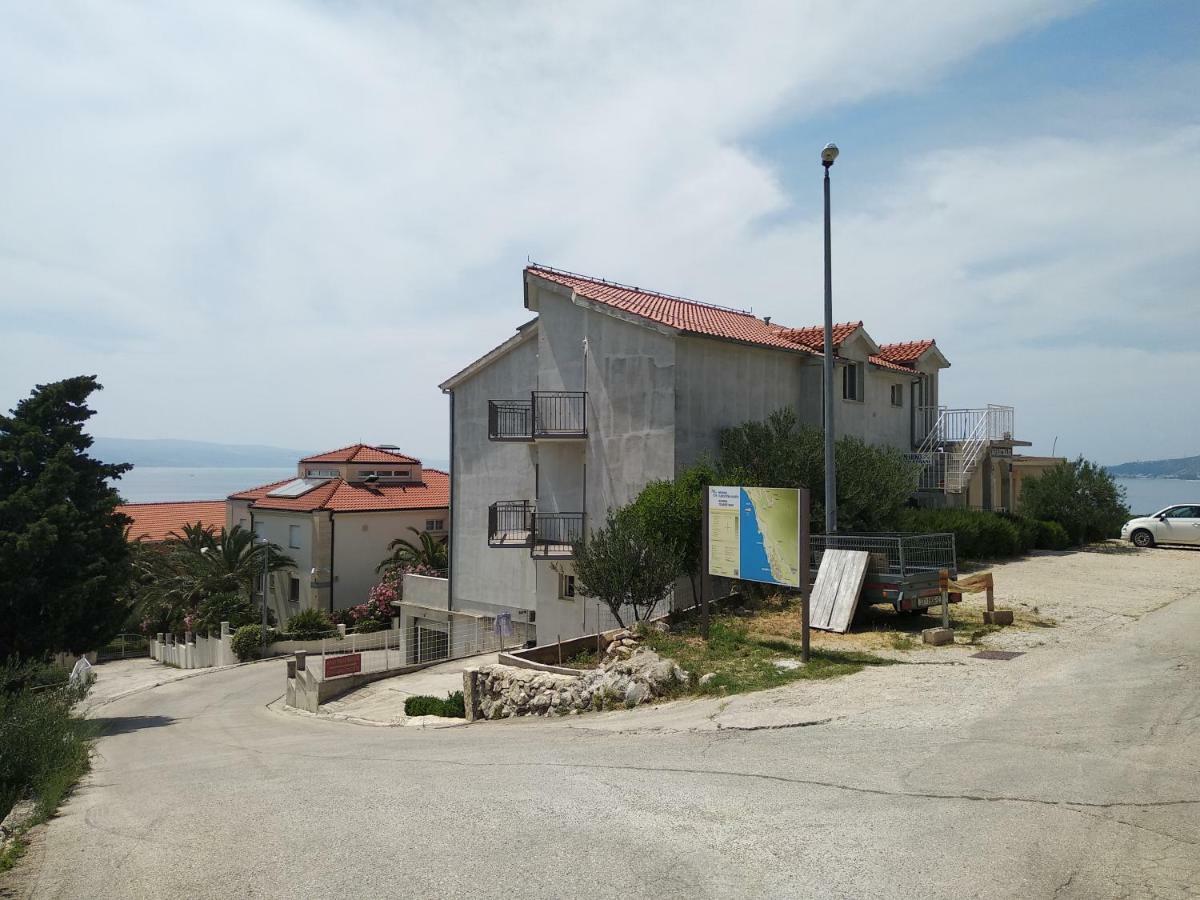 Sunny Blue Apartments Omiš Exterior foto